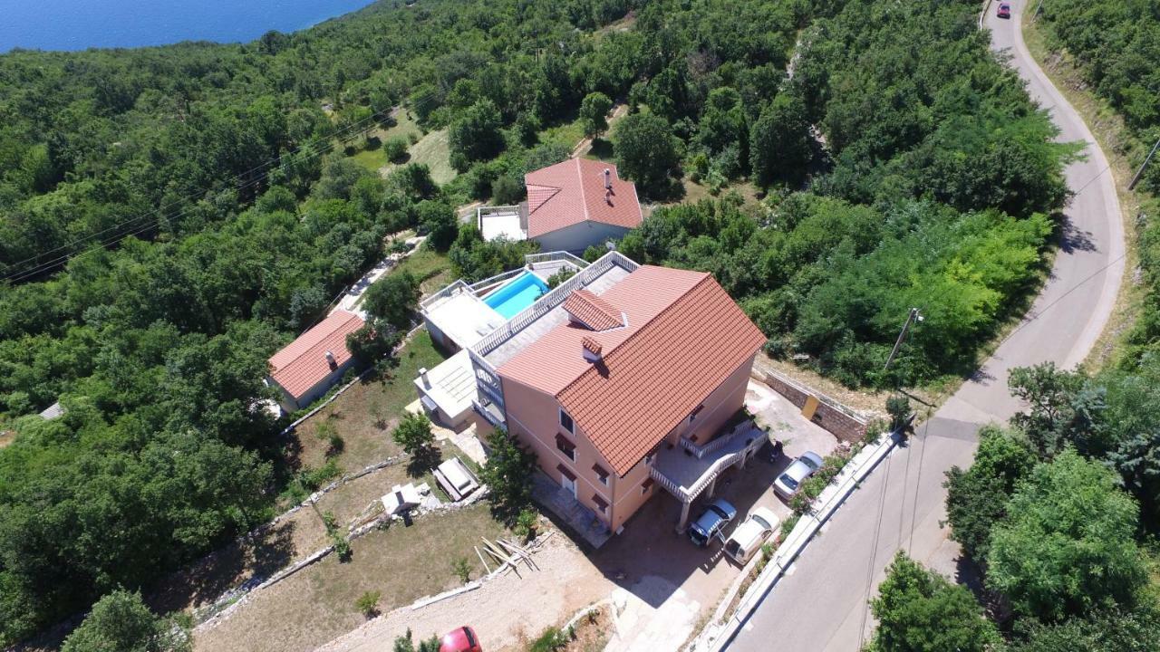 Jovich Apartments 2 Mošćenička Draga المظهر الخارجي الصورة