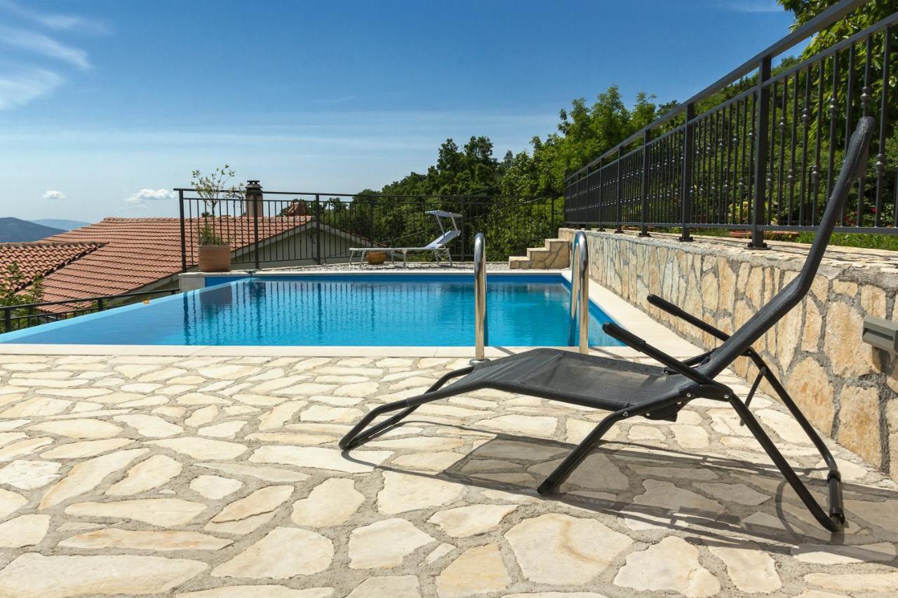 Jovich Apartments 2 Mošćenička Draga المظهر الخارجي الصورة